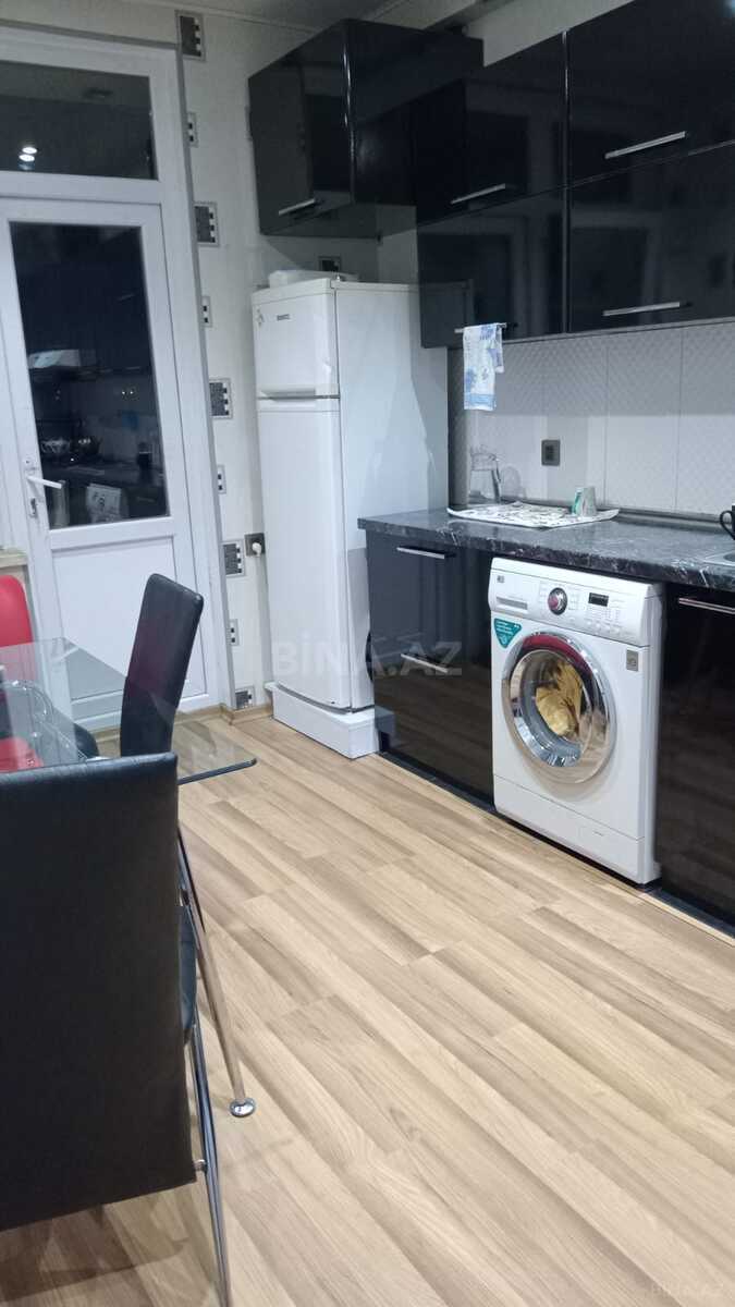 3 otaqlı Yeni tikili, İnşaatçılar m., Bakı