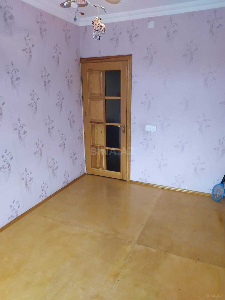 3 otaqlı Köhnə tikili, Sumqayıt