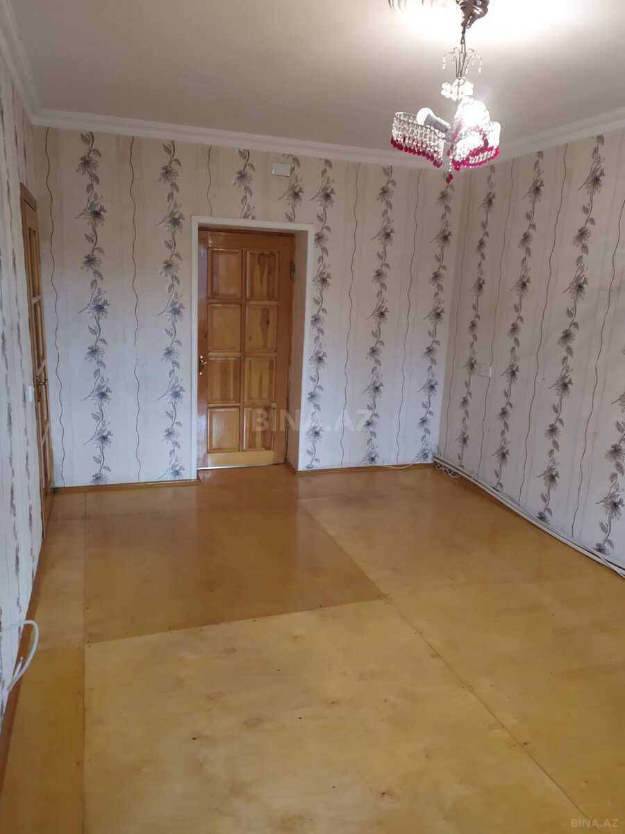 3 otaqlı Köhnə tikili, Sumqayıt