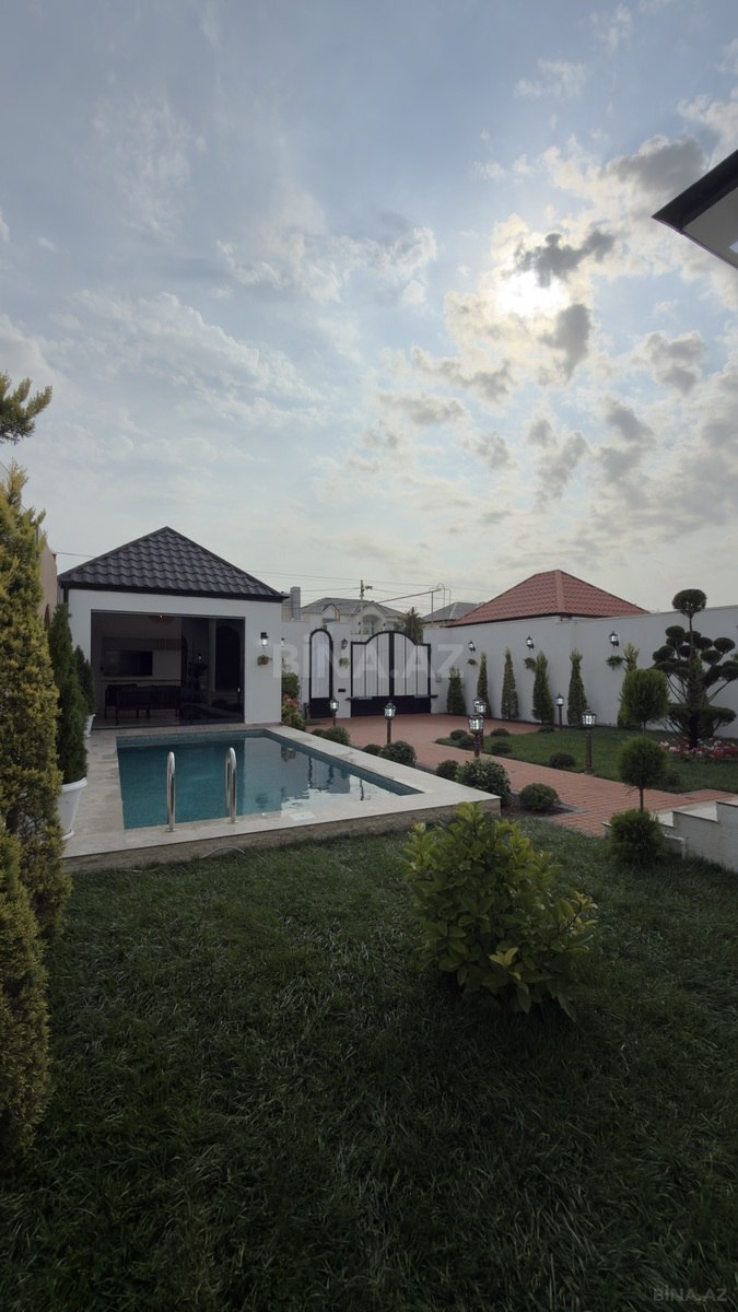 4 otaqlı Həyət evi/Bağ evi, Şüvəlan q., Bakı