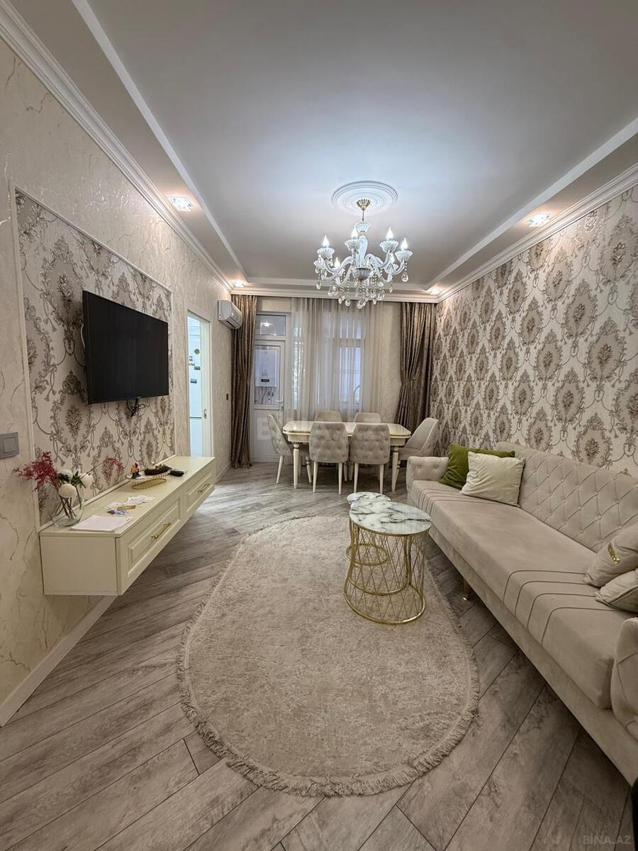 2 otaqlı Köhnə tikili, Memar Əcəmi m., Bakı