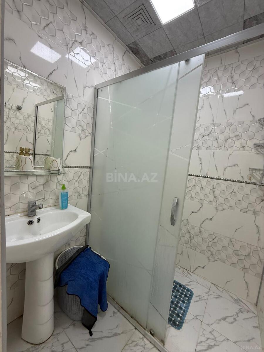 2 otaqlı Köhnə tikili, Memar Əcəmi m., Bakı