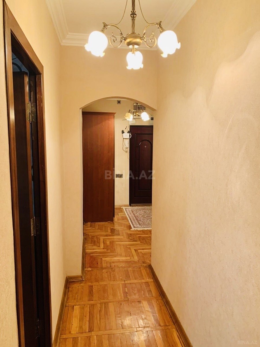 5 otaqlı Köhnə tikili, Azadlıq Prospekti m., Bakı