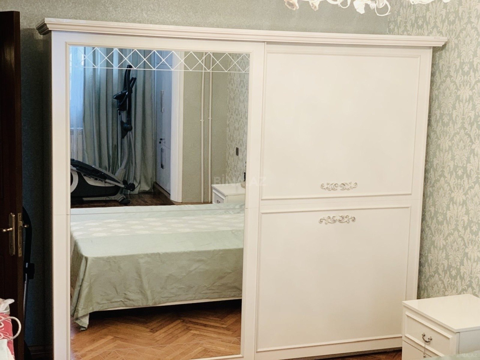 5 otaqlı Köhnə tikili, Azadlıq Prospekti m., Bakı