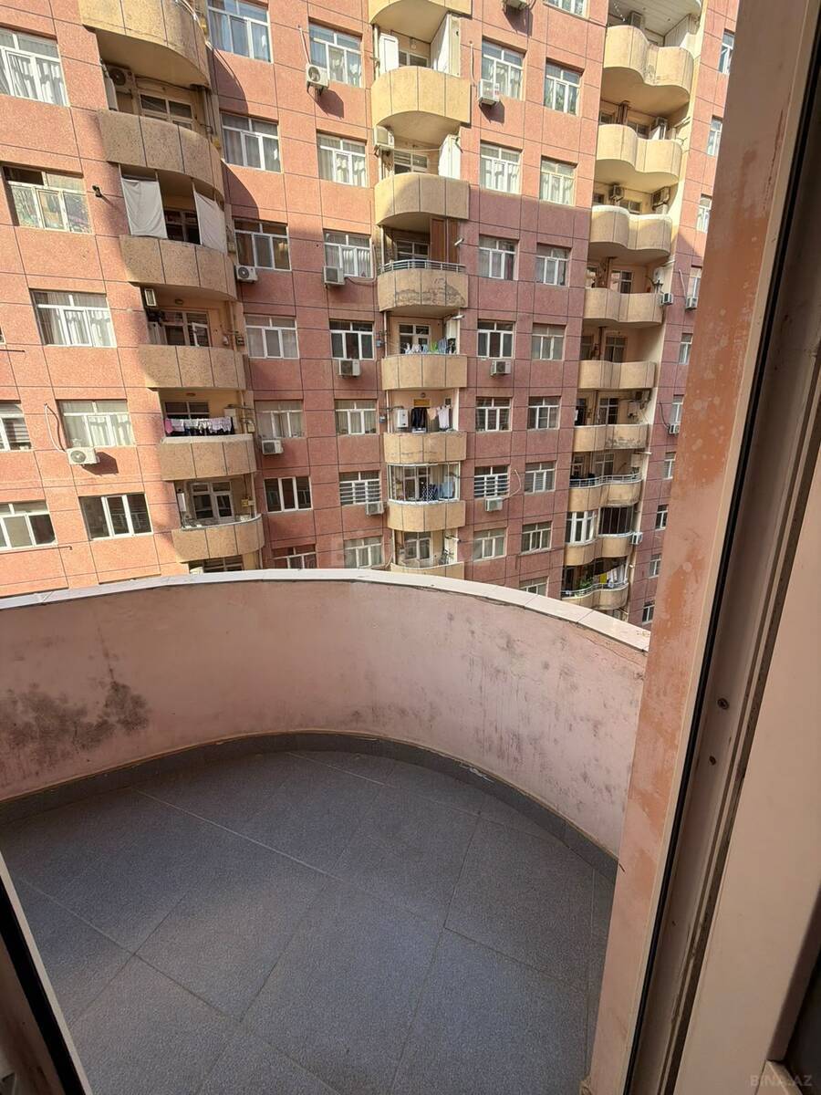 3 otaqlı Yeni tikili, İnşaatçılar m., Bakı