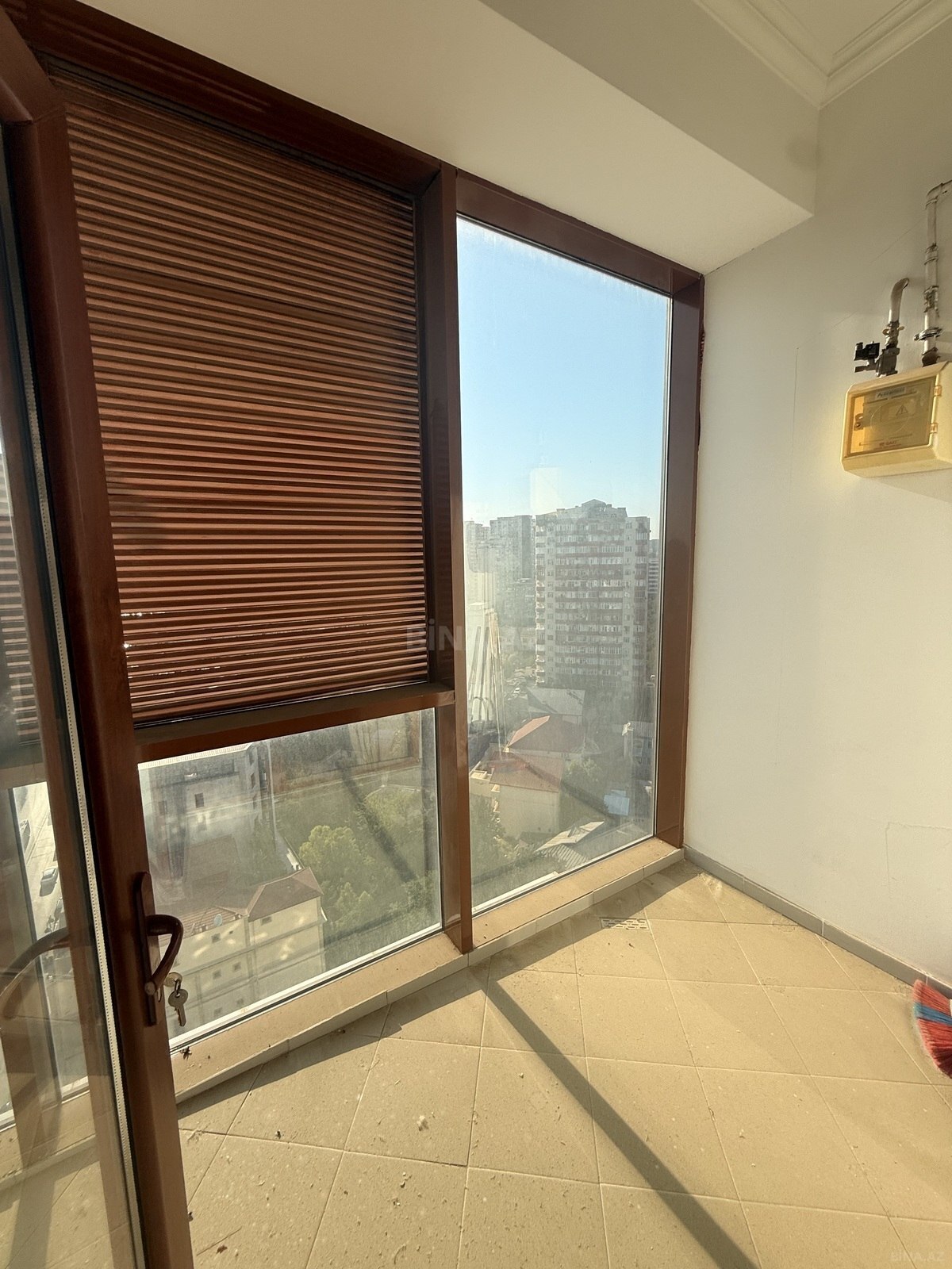 3 otaqlı Yeni tikili, 8 Noyabr m., Bakı