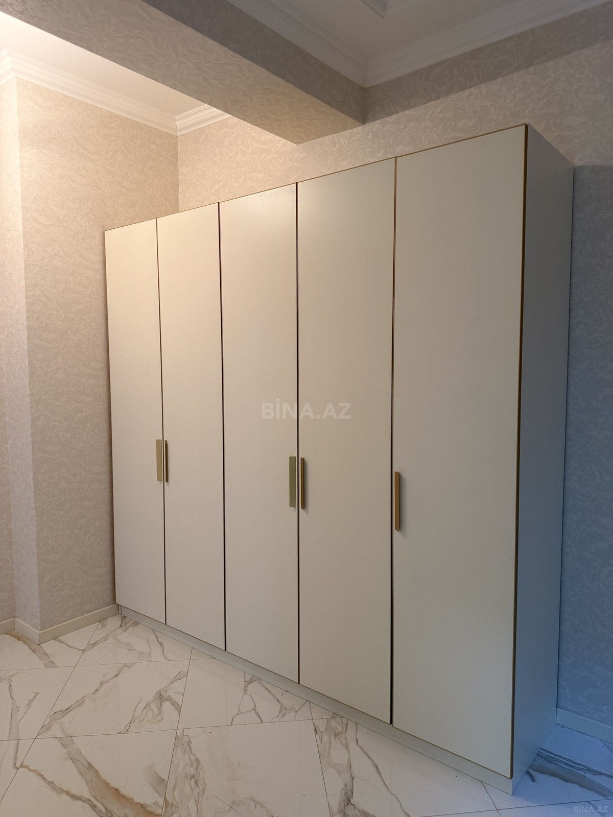 3 otaqlı Yeni tikili, 8 Noyabr m., Bakı