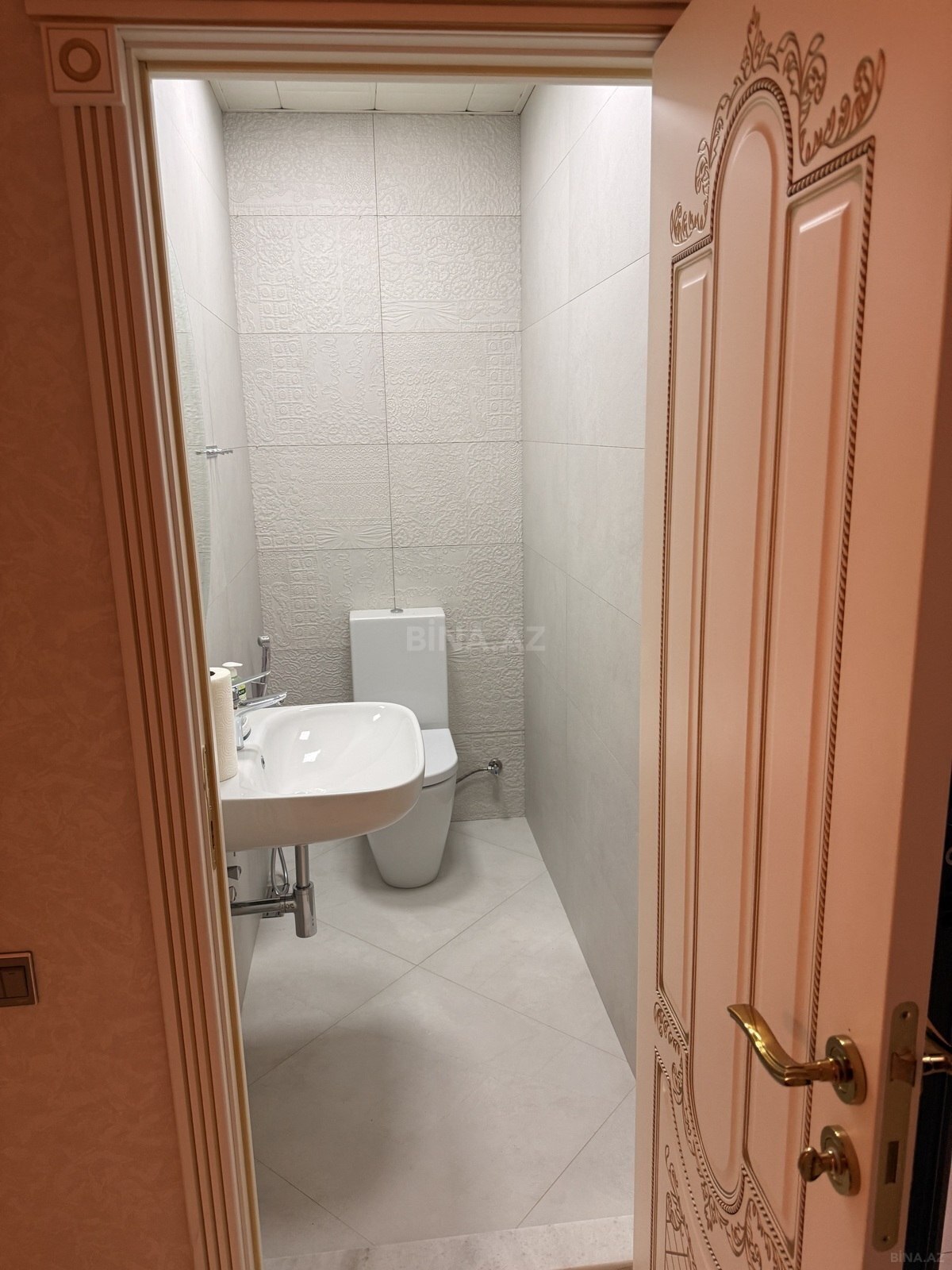 3 otaqlı Yeni tikili, 8 Noyabr m., Bakı