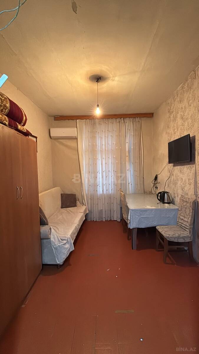 2 otaqlı Köhnə tikili, Elmlər Akademiyası m., Bakı