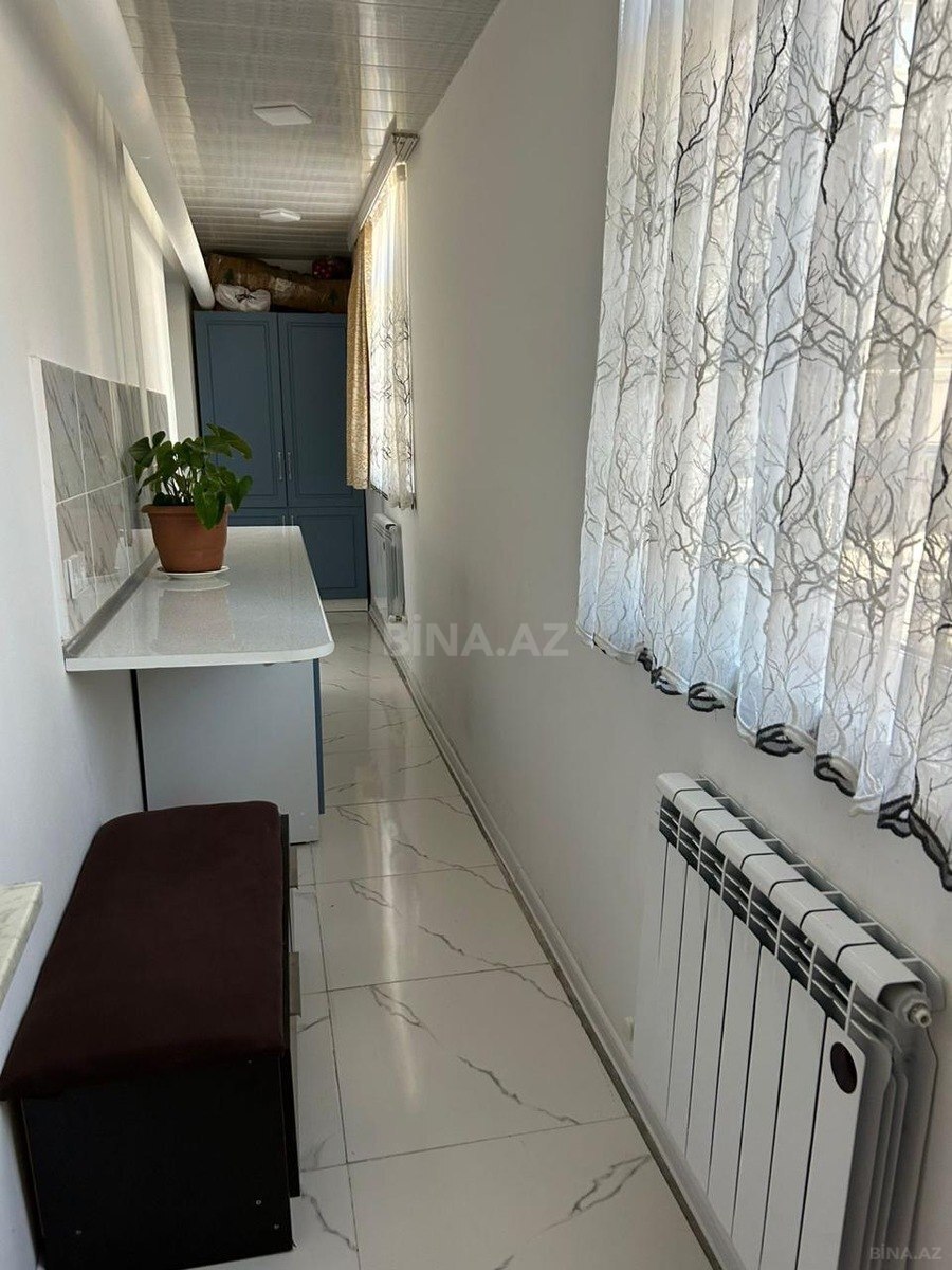 2 otaqlı Köhnə tikili, Xalqlar Dostluğu m., Bakı