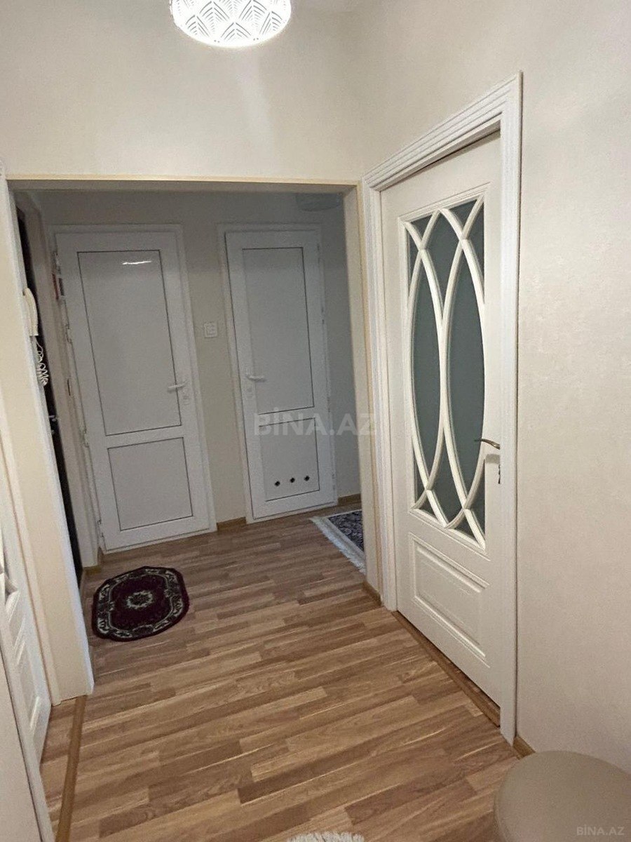 2 otaqlı Köhnə tikili, Xalqlar Dostluğu m., Bakı