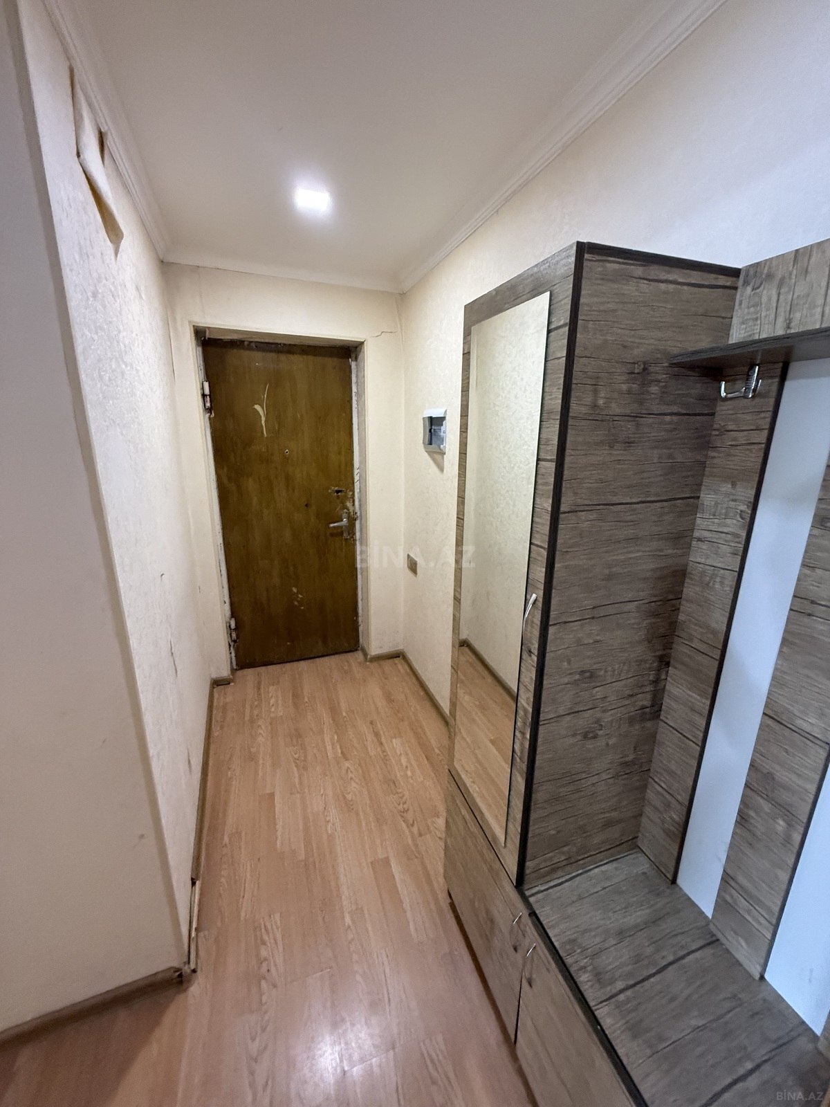 2 otaqlı Köhnə tikili, İnşaatçılar m., Bakı