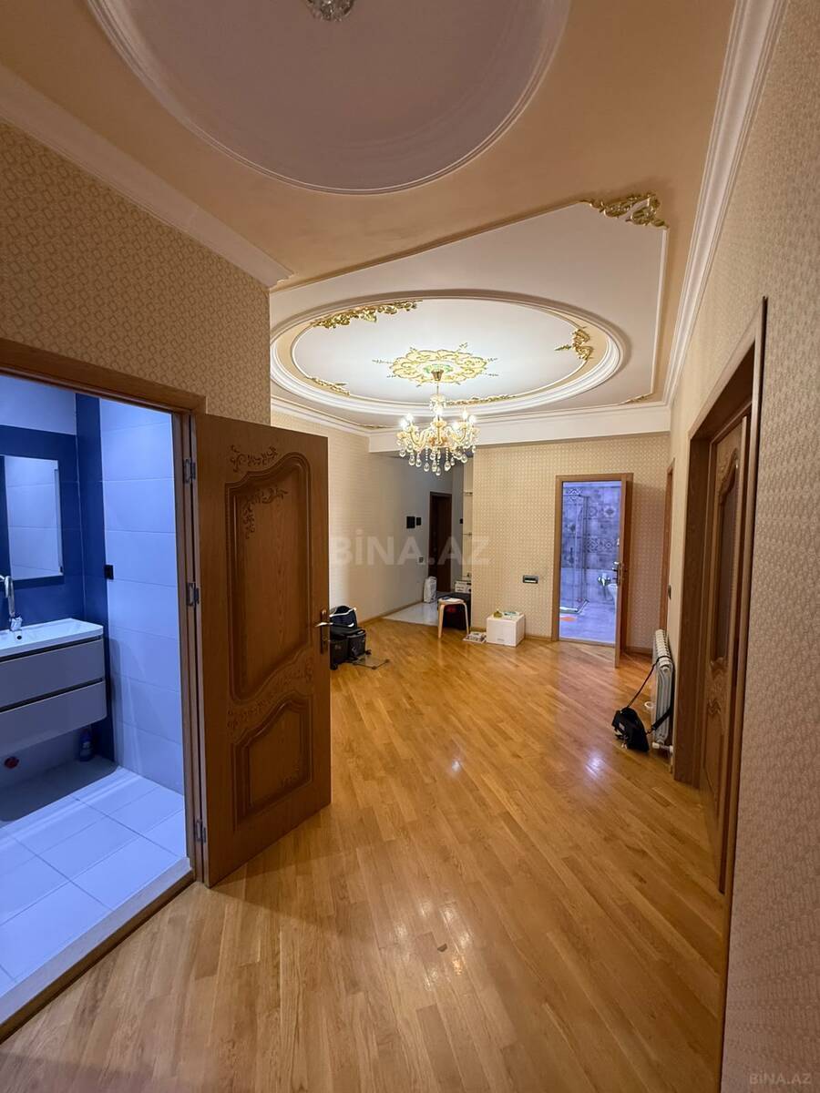 4 otaqlı Yeni tikili, Badamdar q., Bakı
