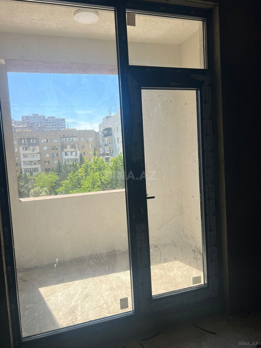 3 otaqlı Yeni tikili, Şah İsmayıl Xətai m., Bakı