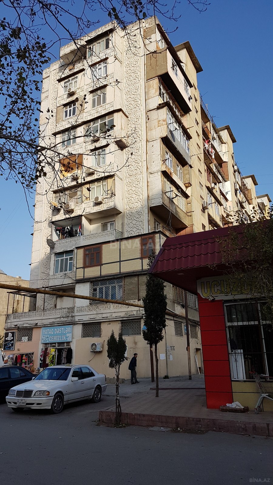 2 otaqlı Köhnə tikili, Xalqlar Dostluğu m., Bakı