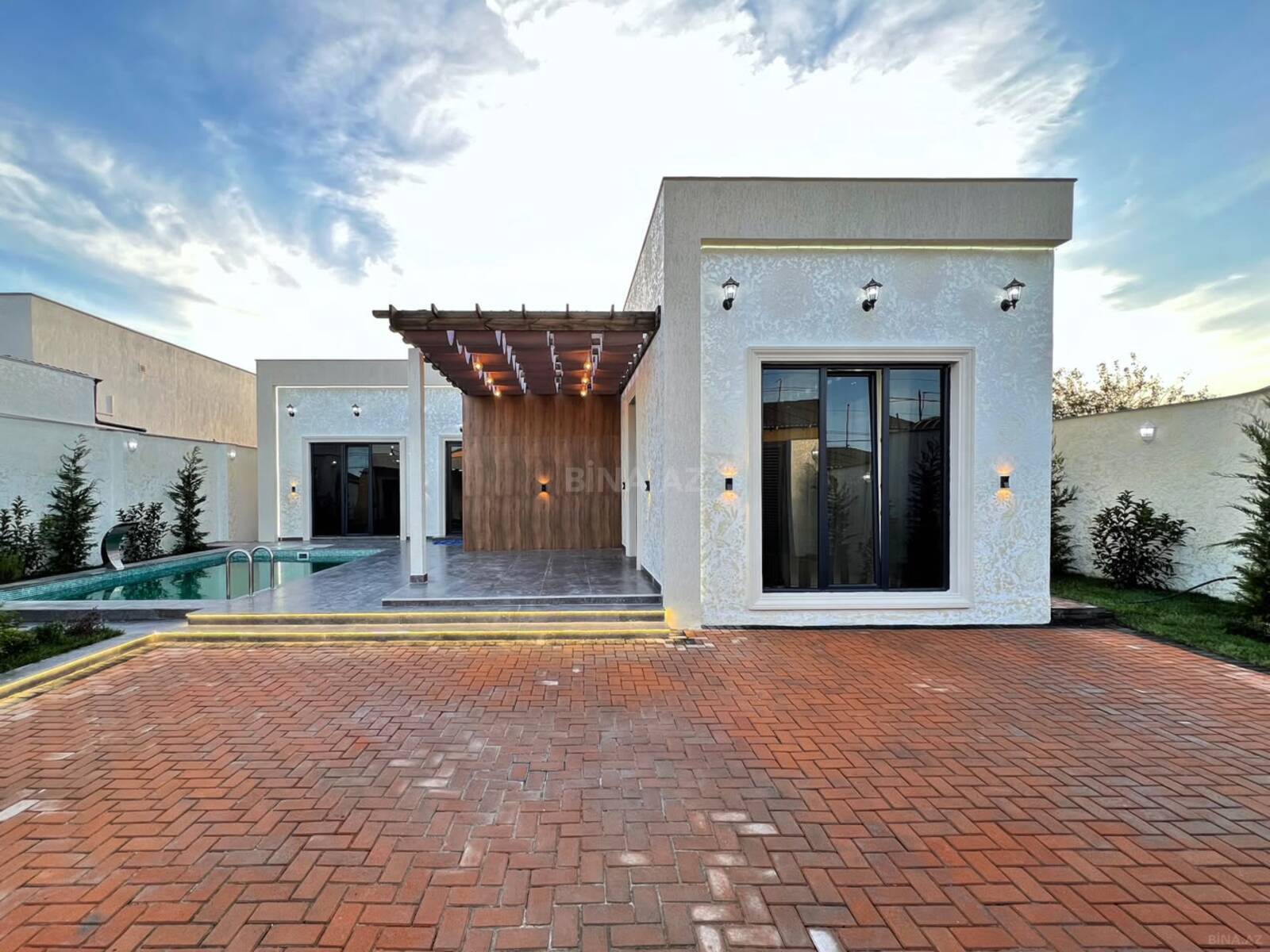 4 otaqlı Həyət evi/Bağ evi, Şüvəlan q., Bakı