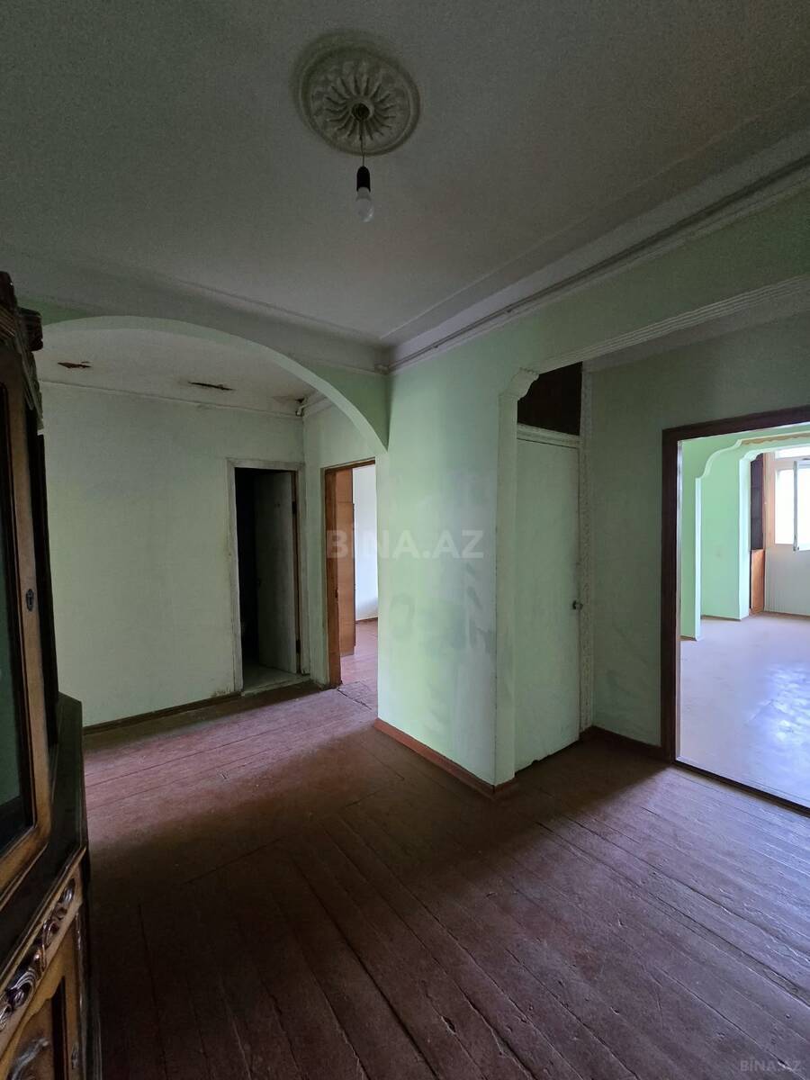 4 otaqlı Köhnə tikili, Əhmədli m., Bakı