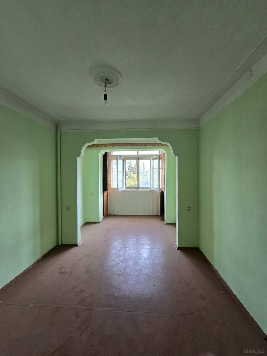 4 otaqlı Köhnə tikili, Əhmədli m., Bakı