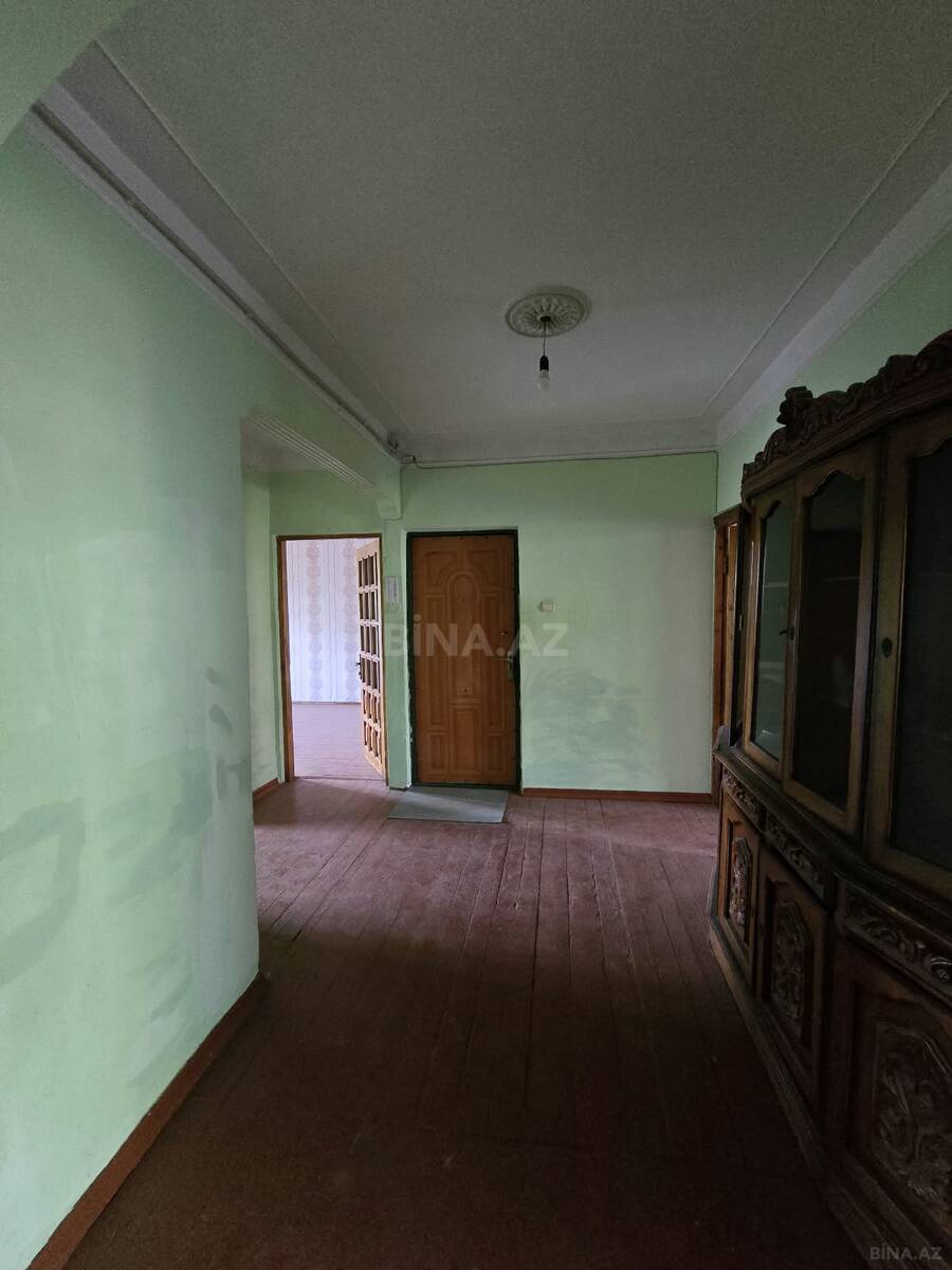 4 otaqlı Köhnə tikili, Əhmədli m., Bakı