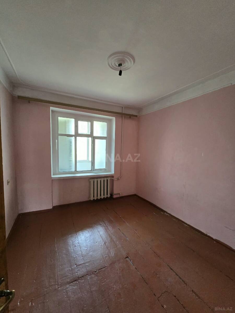4 otaqlı Köhnə tikili, Əhmədli m., Bakı