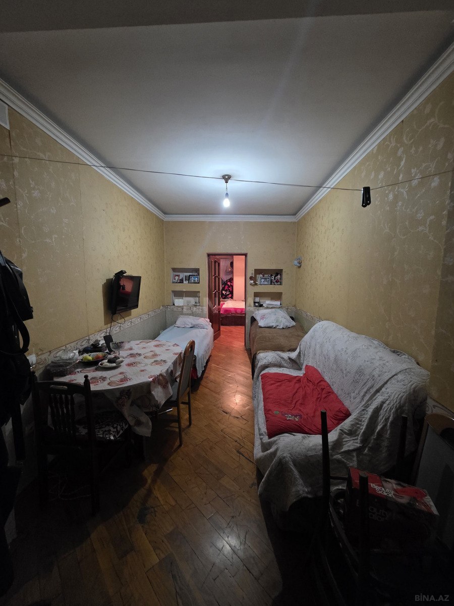 2 otaqlı Köhnə tikili, Nizami m., Bakı