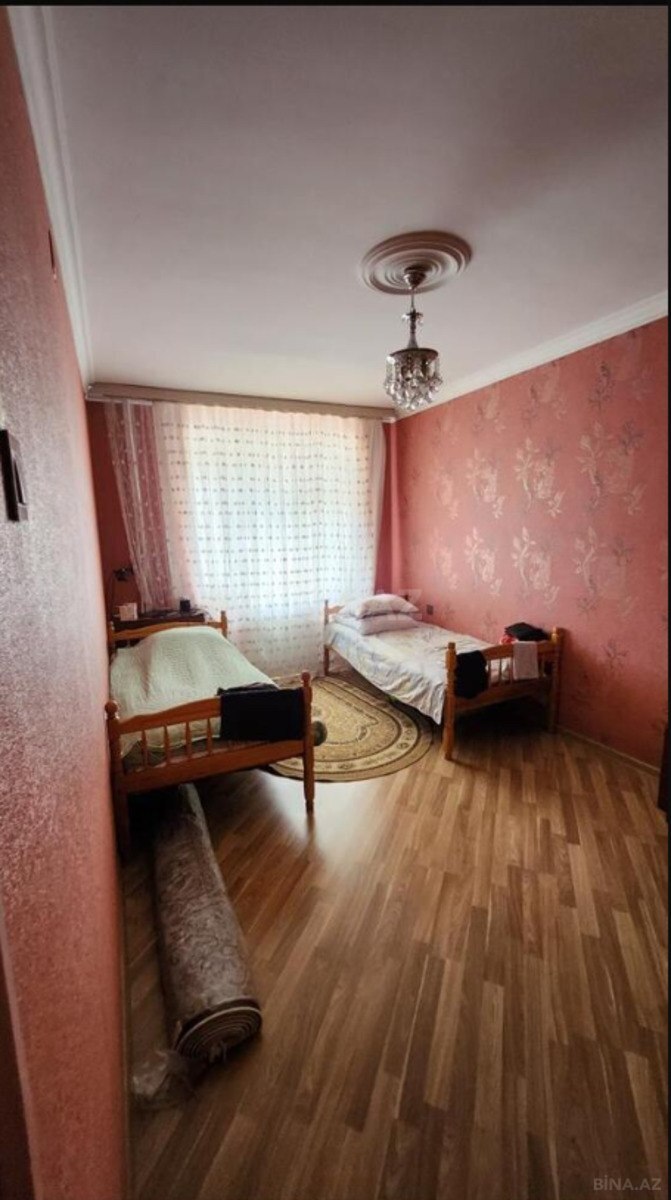 3 otaqlı Köhnə tikili, Gənclik m., Bakı