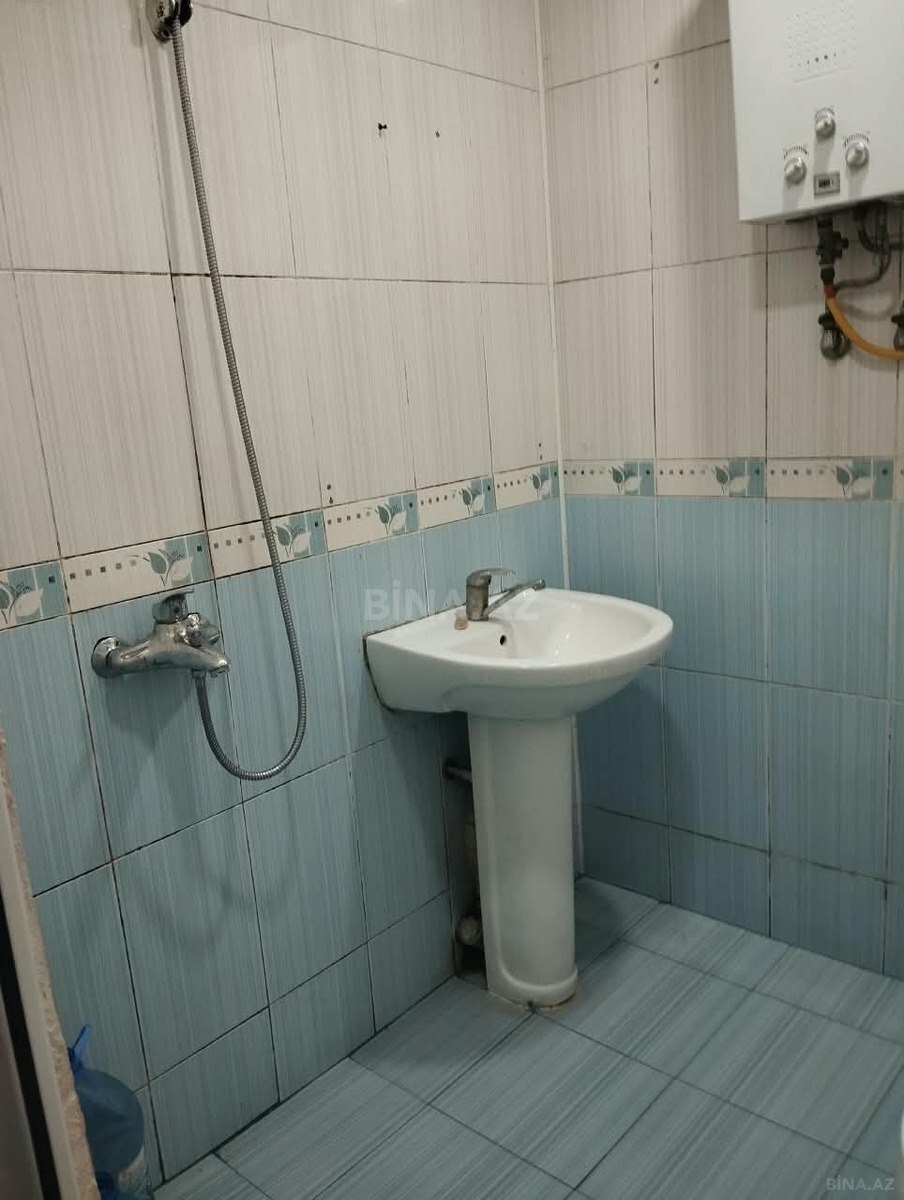 2 otaqlı Köhnə tikili, Memar Əcəmi m., Bakı
