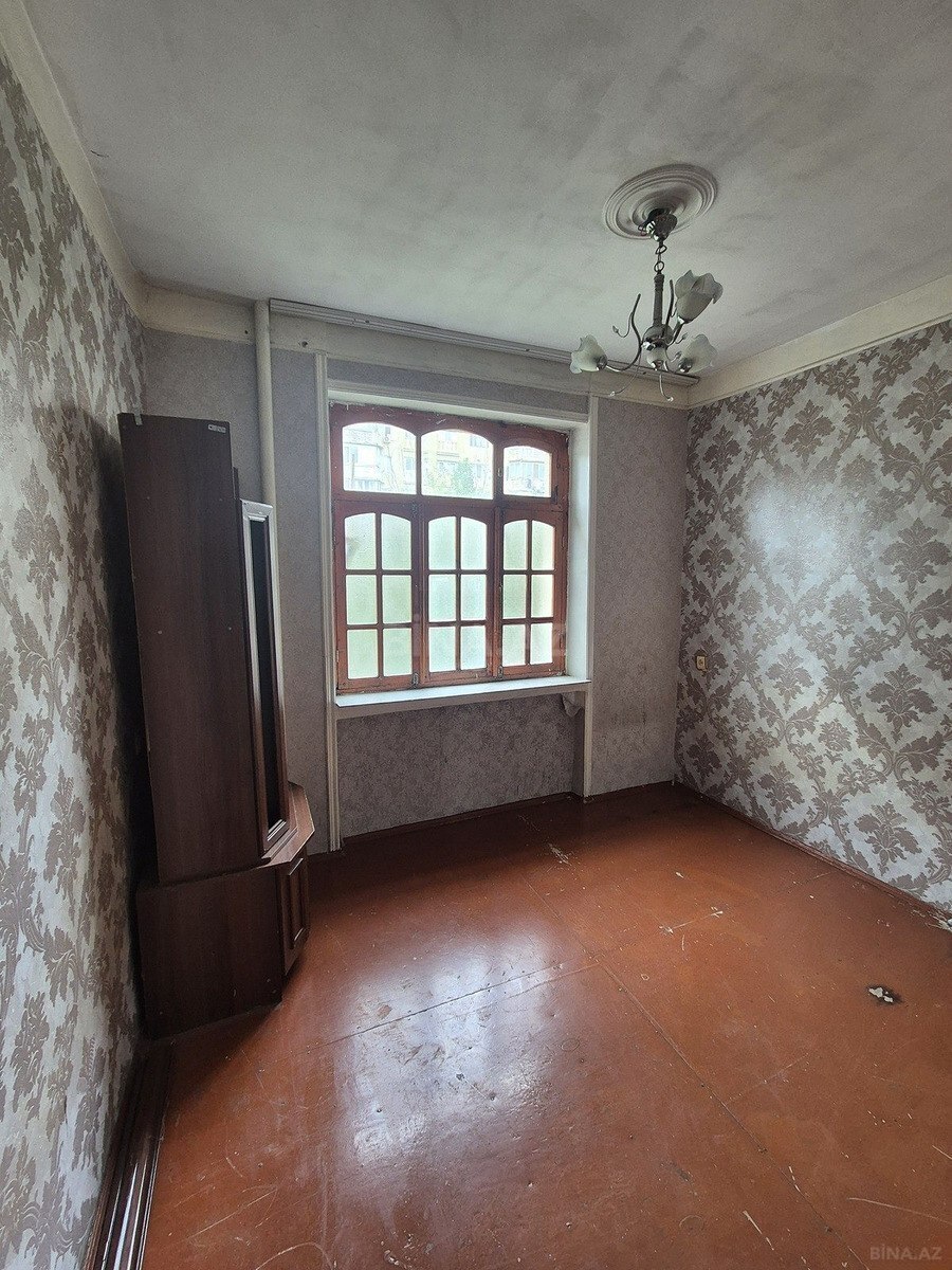 3 otaqlı Köhnə tikili, Azadlıq Prospekti m., Bakı