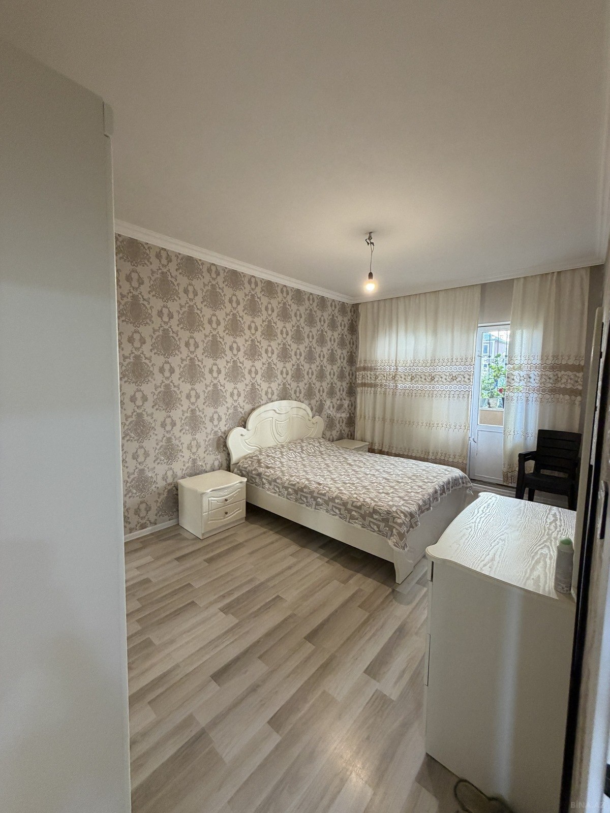 4 otaqlı Köhnə tikili, Həzi Aslanov m., Bakı