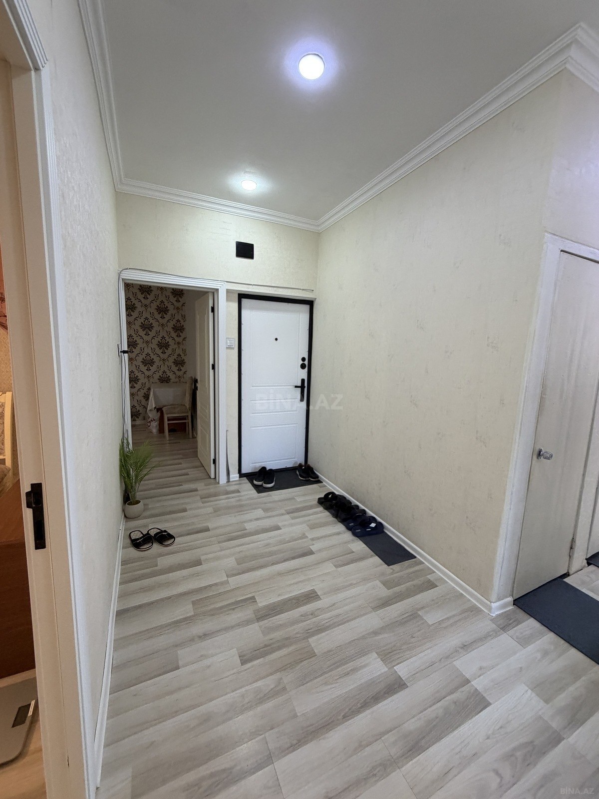 4 otaqlı Köhnə tikili, Həzi Aslanov m., Bakı