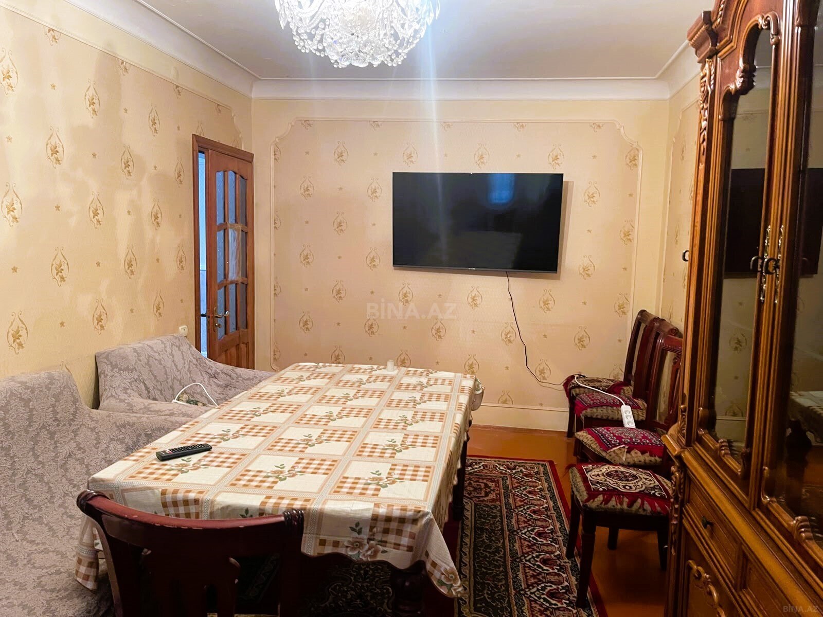 2 otaqlı Köhnə tikili, Bakıxanov q., Bakı