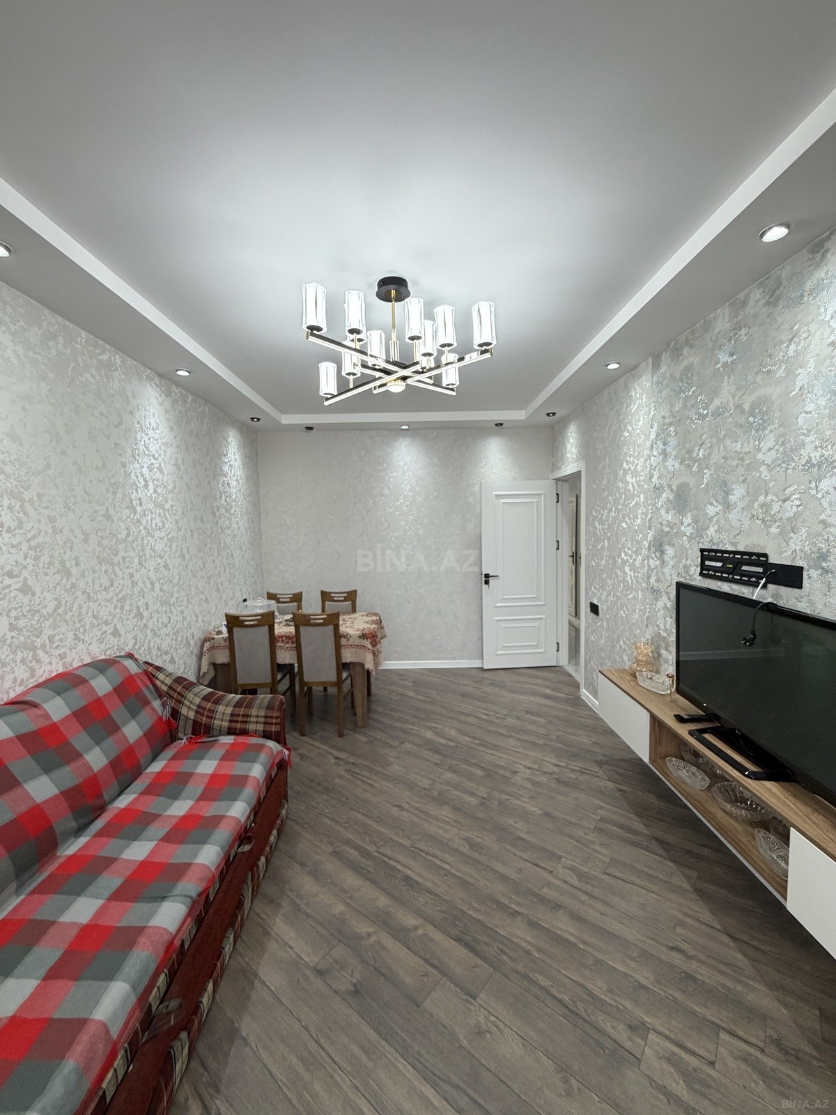 3 otaqlı Köhnə tikili, Xətai r., Bakı