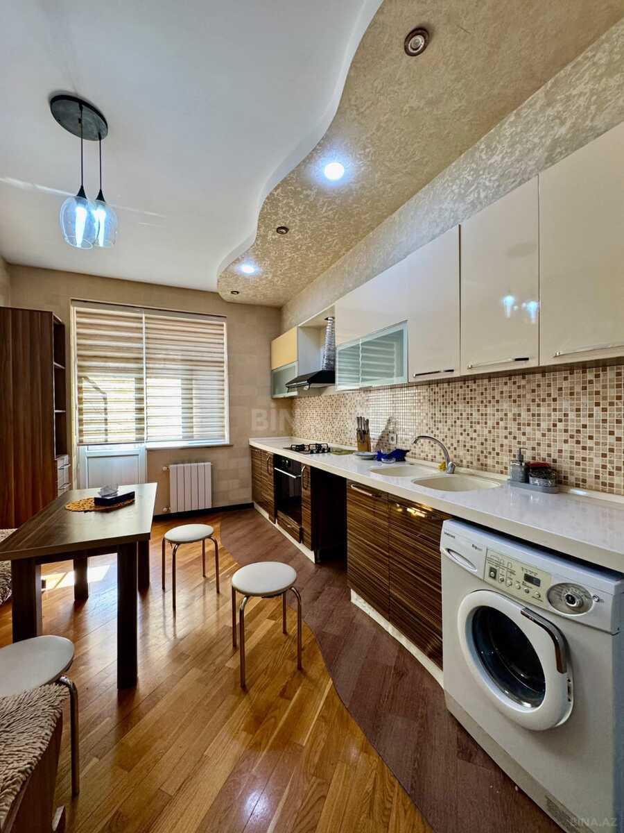 3 otaqlı Yeni tikili, İnşaatçılar m., Bakı