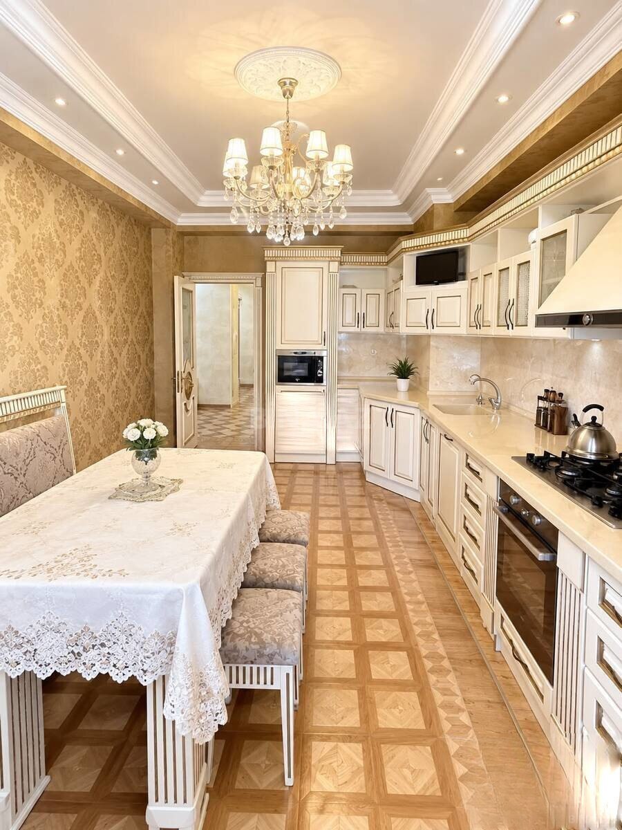4 otaqlı Yeni tikili, 28 May m., Bakı