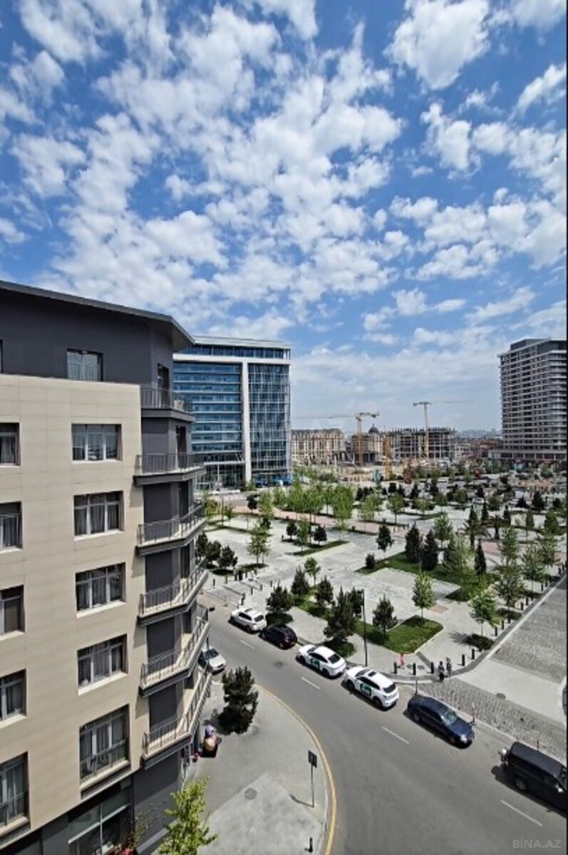 4 otaqlı Yeni tikili, Ağ şəhər q., Bakı