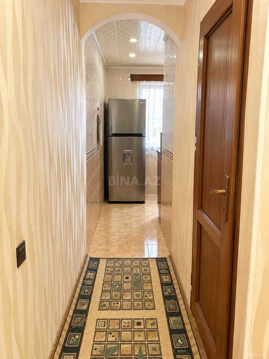 2 otaqlı Köhnə tikili, Neftçilər m., Bakı