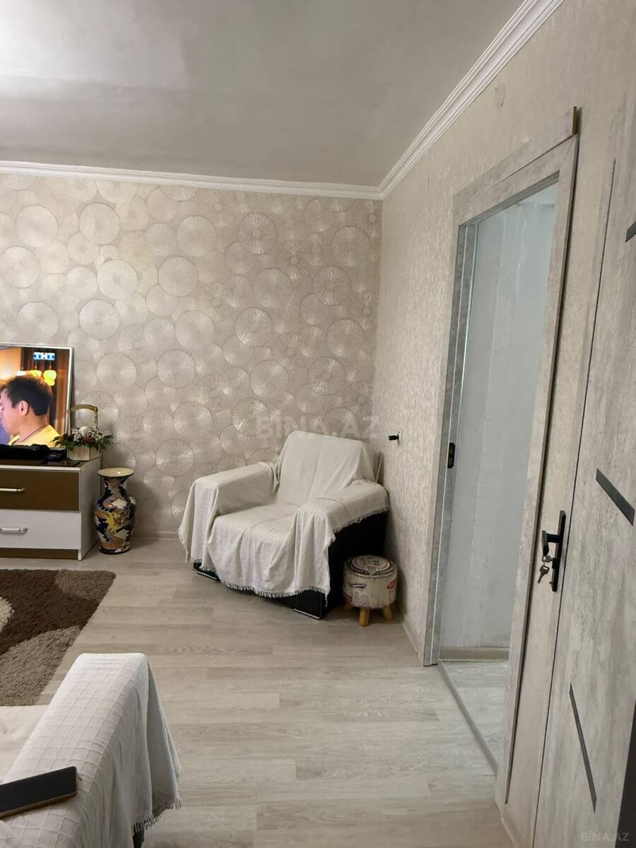 2 otaqlı Köhnə tikili, Elmlər Akademiyası m., Bakı