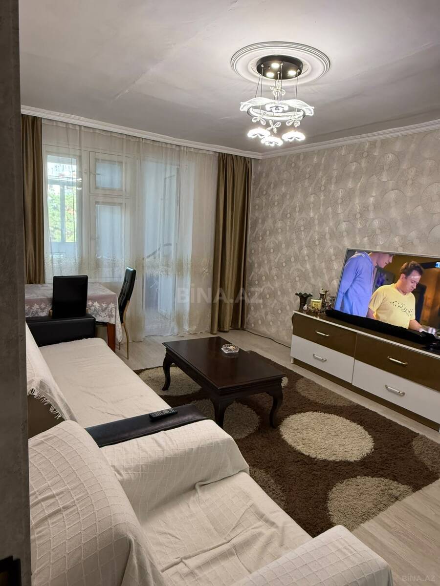 2 otaqlı Köhnə tikili, Elmlər Akademiyası m., Bakı