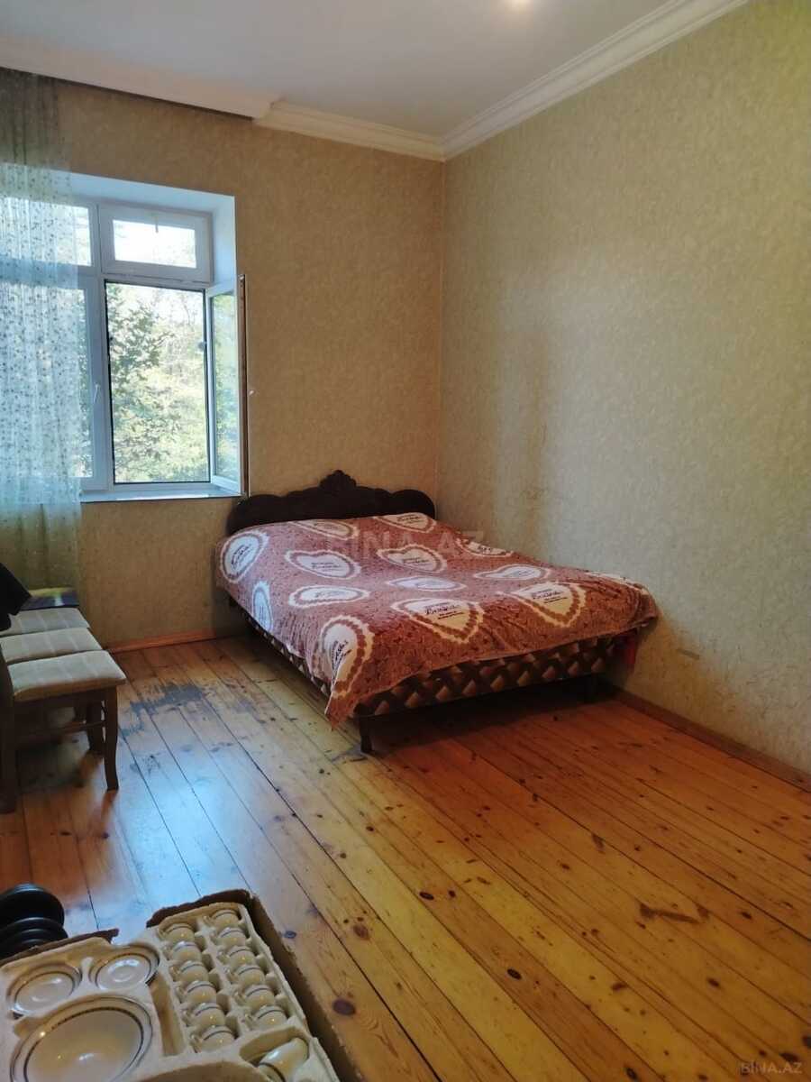 2 otaqlı Köhnə tikili, Bakıxanov q., Bakı
