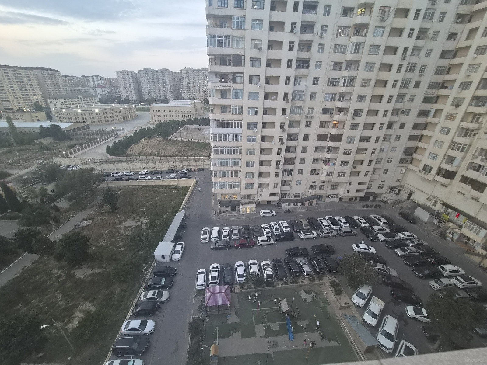 3 otaqlı Yeni tikili, Həzi Aslanov m., Bakı