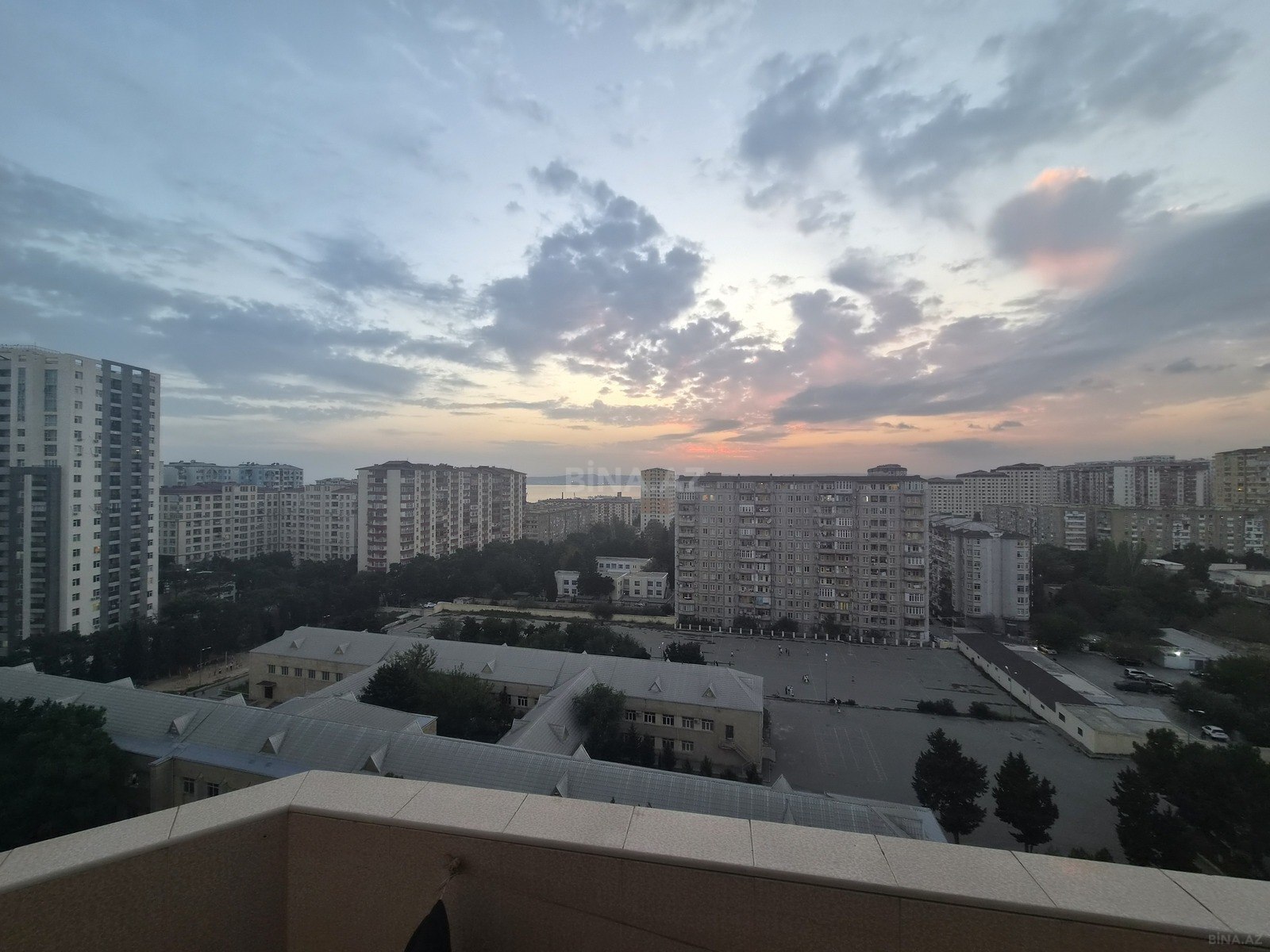 3 otaqlı Yeni tikili, Həzi Aslanov m., Bakı