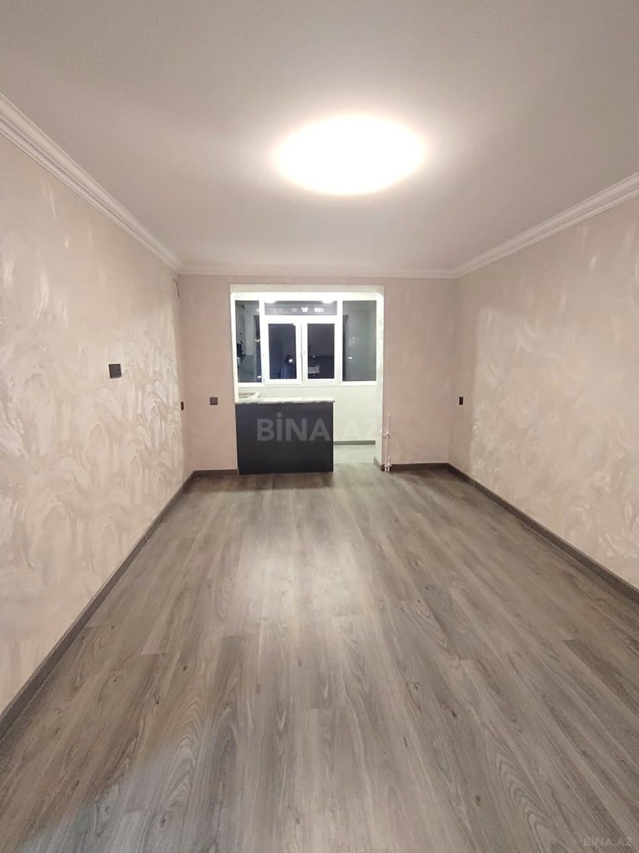 2 otaqlı Köhnə tikili, Elmlər Akademiyası m., Bakı