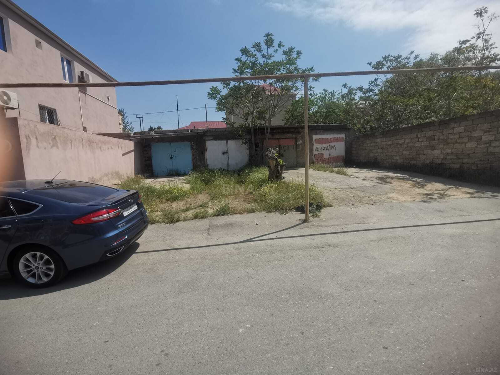 Torpaq Bakıxanov q., Bakı