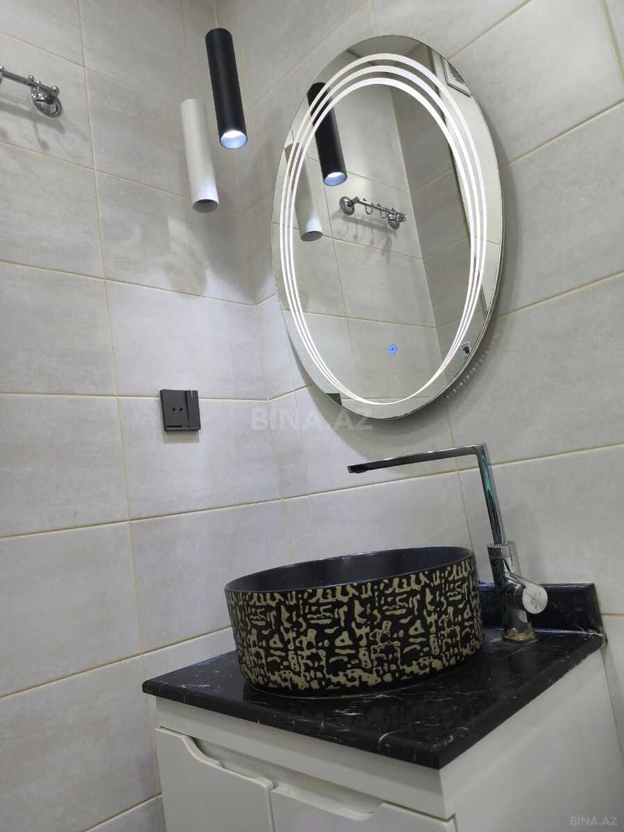 2 otaqlı Köhnə tikili, Neftçilər m., Bakı