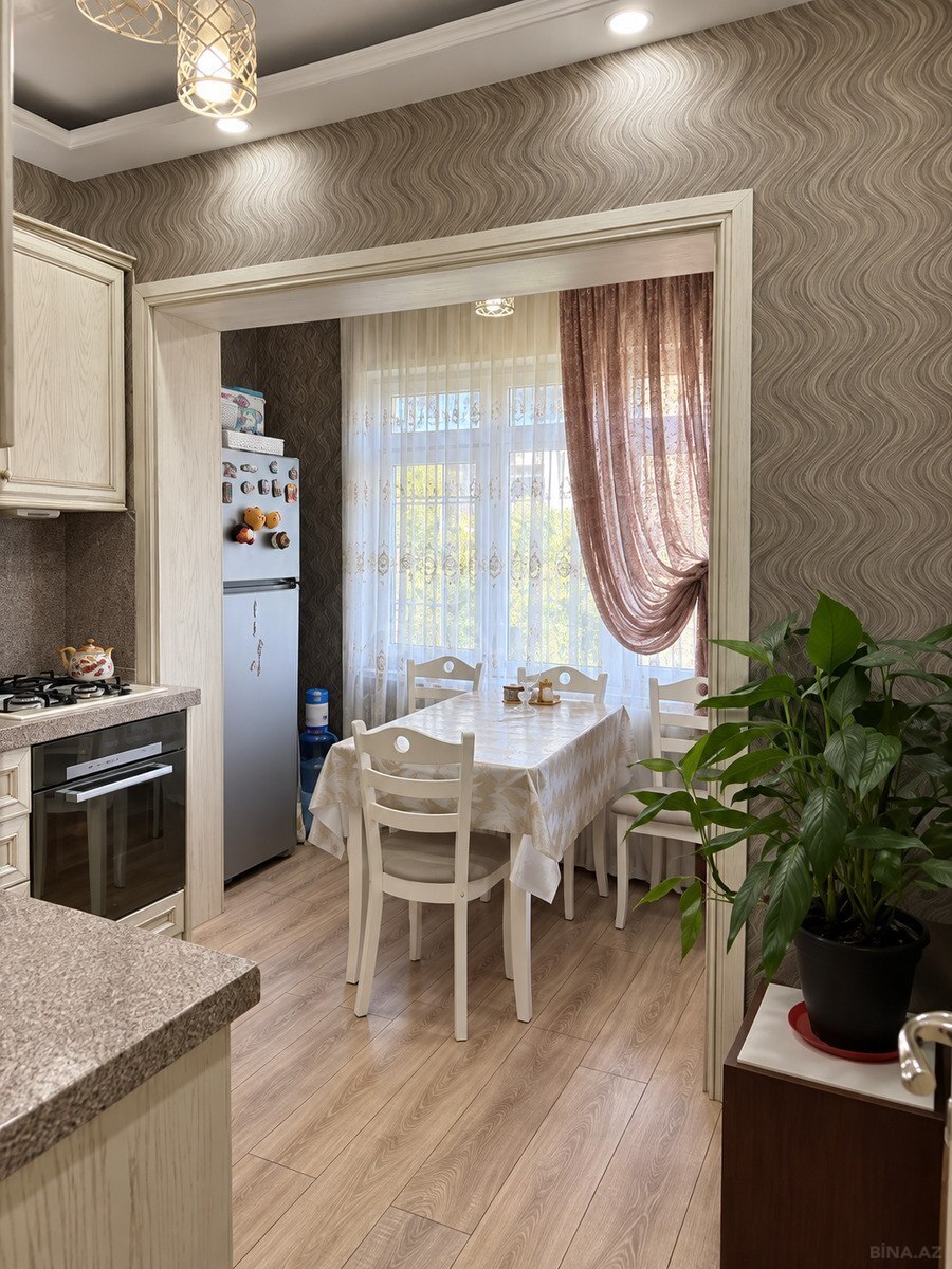 3 otaqlı Köhnə tikili, Gənclik m., Bakı