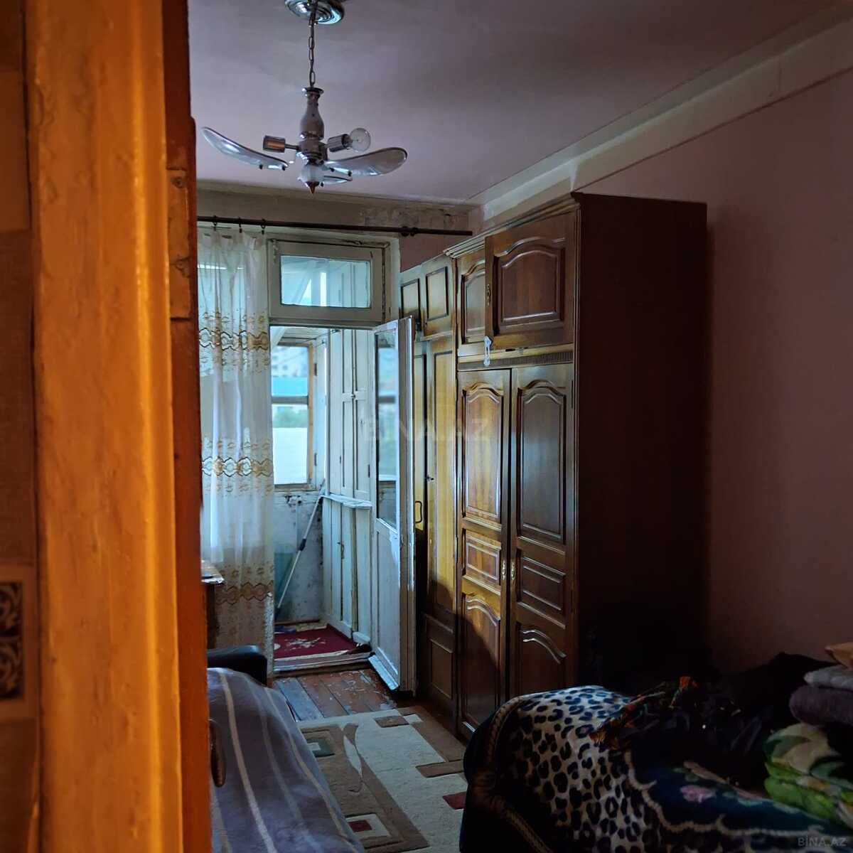 5 otaqlı Köhnə tikili, Azadlıq Prospekti m., Bakı