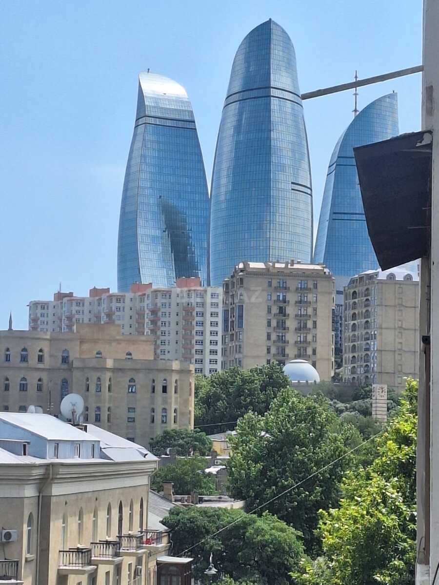 2 otaqlı Köhnə tikili, İçəri Şəhər m., Bakı