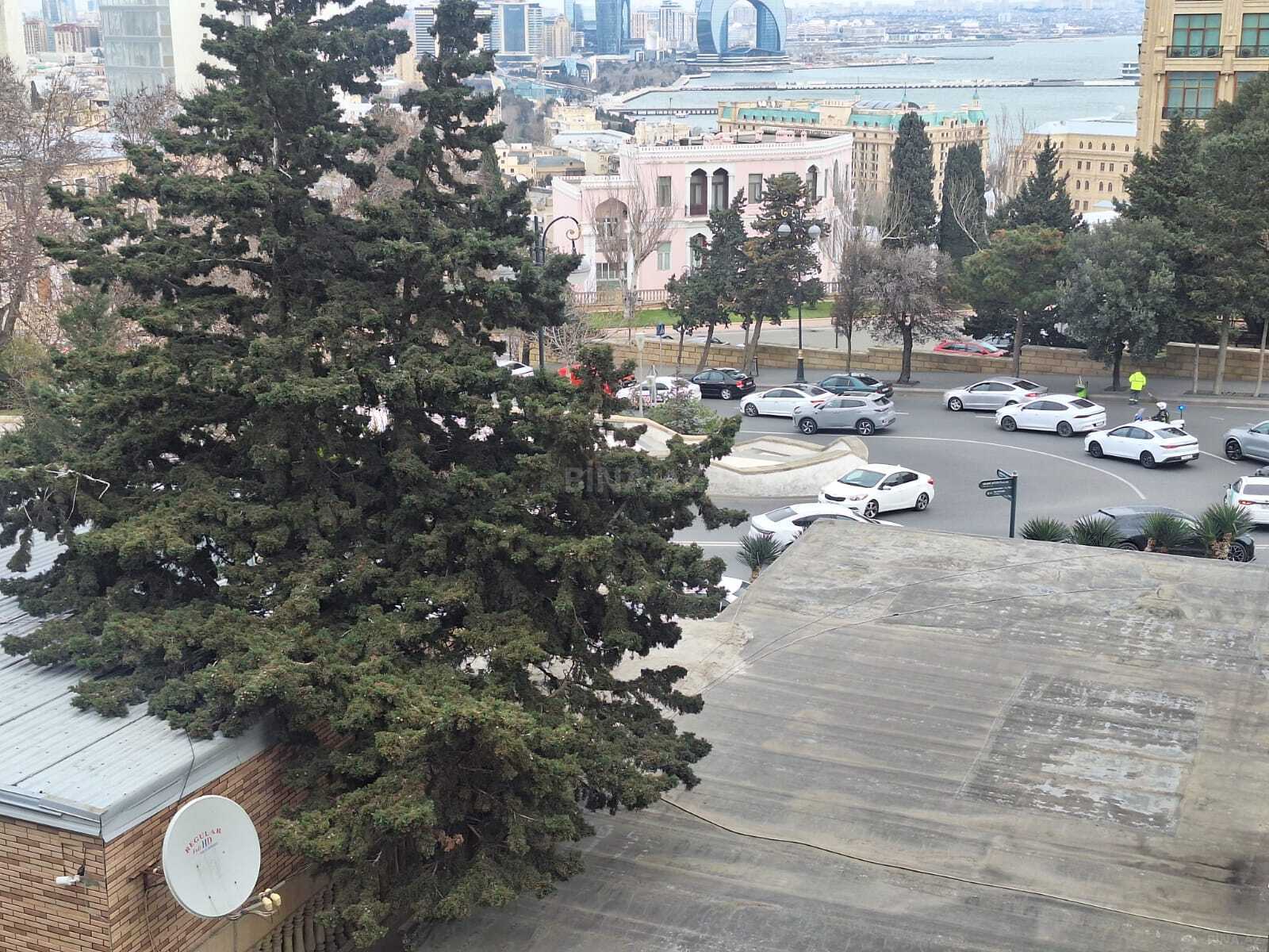 2 otaqlı Köhnə tikili, İçəri Şəhər m., Bakı