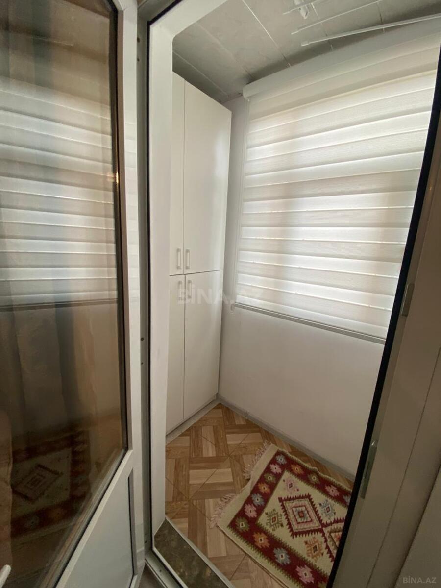 3 otaqlı Köhnə tikili, Yeni Günəşli q., Bakı