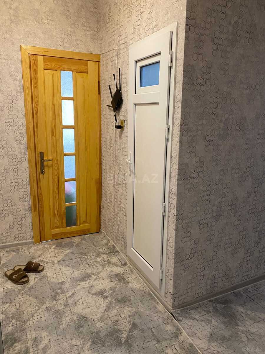 3 otaqlı Köhnə tikili, Yeni Günəşli q., Bakı